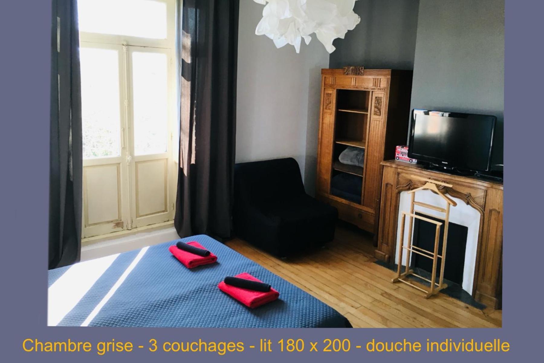 Chez Dan Et Vero - Chambre D'Hote Moissac Bagian luar foto